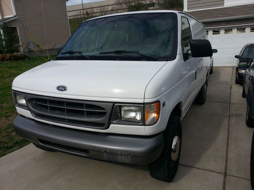 2000 ford e-250 econoline base extended cargo van 2-door 5.4l