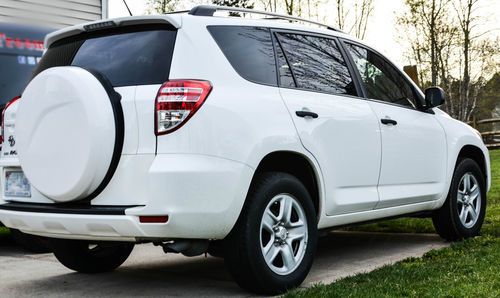 2010 toyota rav4 sport utility 4-door clean rav 4 2wd