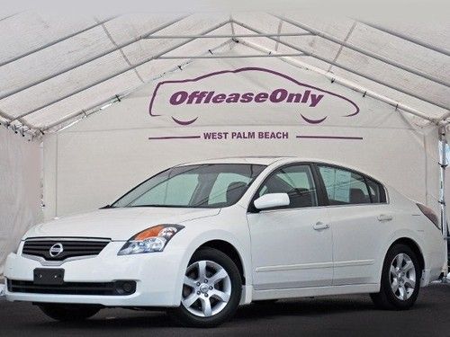 Sunroof leather push button start cd player cruise control off lease only
