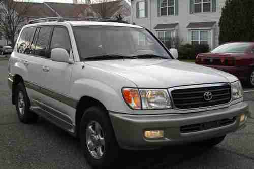 2002 Toyota Land Cruiser No Rust Near Perfect Condition No Reserve, image 5