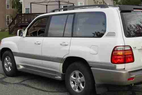 2002 Toyota Land Cruiser No Rust Near Perfect Condition No Reserve, image 9