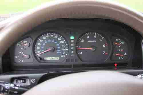 2002 Toyota Land Cruiser No Rust Near Perfect Condition No Reserve, image 13