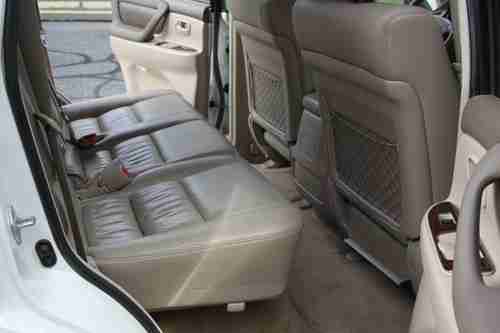 2002 Toyota Land Cruiser No Rust Near Perfect Condition No Reserve, image 19