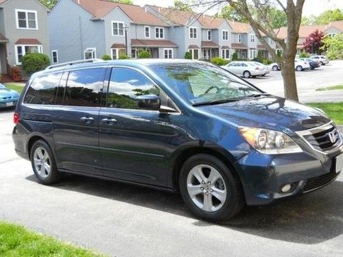 2010 honda odyssey ** price: $16,800 ** touring navigation and dvd