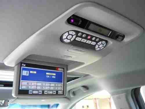 2010 Honda Odyssey ** Price: $16,800 ** Touring Navigation and DVD, image 3