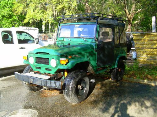 1977 toyota land cruiser fj40