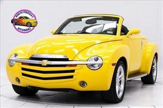 2005 chevrolet ssr 6.0l v8, chrome wheels, carpeted bed w/wood slats, boards