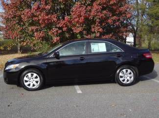 2011 toyota camry le sedan