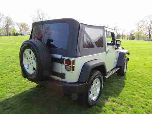 2008 Jeep Wrangler X Sport Utility 2-Door 3.8L  PRICED TO SELL!, US $17,200.00, image 3
