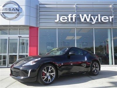 2013  nissan 370z touring coupe