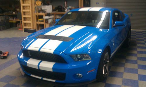 2011 ford mustang shelby gt500 coupe 2-door 5.4l