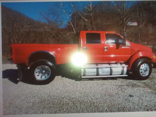 2000 ford f650, cummins engine, 6 speed manual, big boy toy