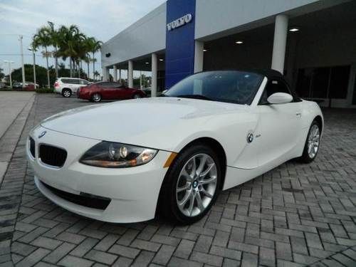 2006 bmw z4 3.0i roadster 2d