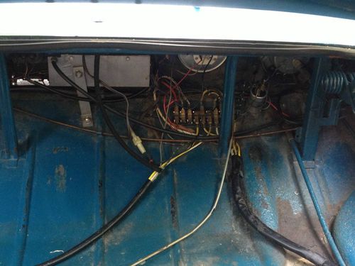 1964 Volkswagen Karmann Ghia Base 1.2L, image 2