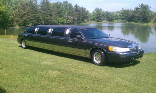 1999 lincoln town car limousine american 120" stretch low mileage