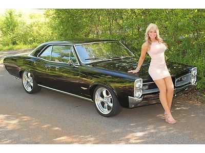 1966 pontiac gto 242 vin 400 4 speed power steering power brakes black beauty
