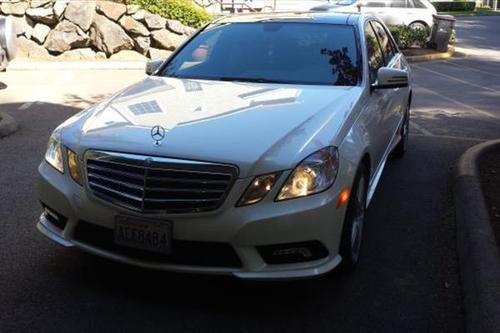 Premium sound system 3.5l automatic power everything rear view camera