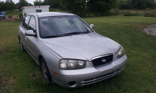 2002 hyundai elantra gls sedan 4-door 2.0l