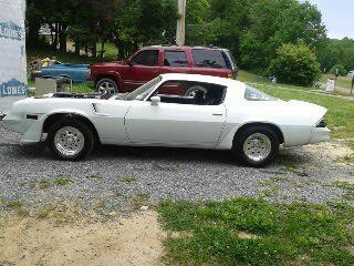 81 Z28, factory 4 speed, white, body in execellent condition, US $4,500.00, image 4