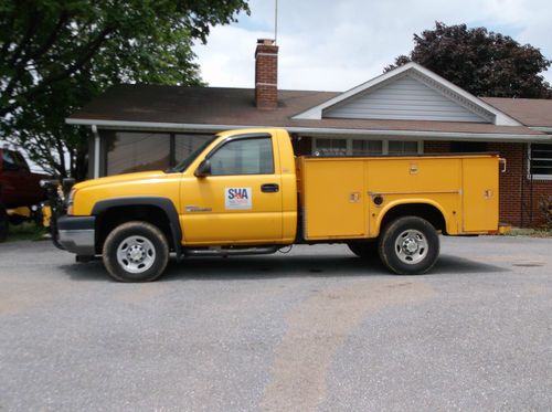 2003 chevy 2500hd 4x4 duramax deisel allison auto knapheid utility bed snow plow