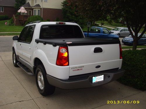 2002 ford explorer sport trac xl sport utility 4-door 4.0l