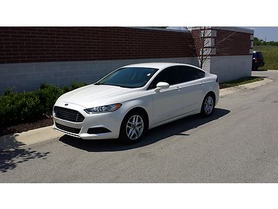 7k miles ecoboost 1.6l 4 cylinder se white black mpg platinum sync bluetooth