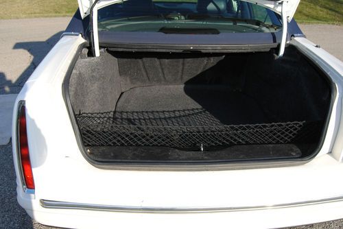 Good Looking 1997 Cadillac De Ville, image 14