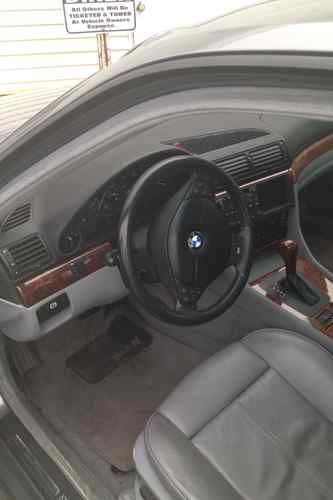 2001 bmw 740i base sedan 4-door 4.4l