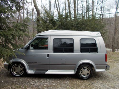 2000 gmc safari conversion van all-wheel drive