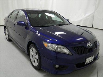 Camry s/e power roof, blue tooth, we finance