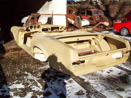 1968 Mercedes Benz 280sl Body Shell on Rolling Cart, US $6,500.00, image 3