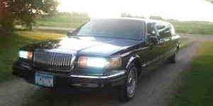 1995 lincoln town car limousine
