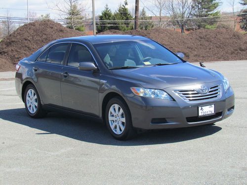 Camry hybrid, 47000 miles, one owner, moonroof, bluetooth, alloy wheels