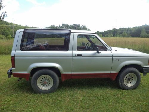 Find used 1990 Ford Bronco II XL Utility 2-Door 2.9L from ...
