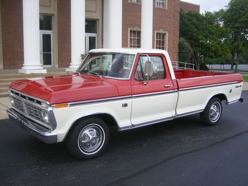 1973 ford f100 retro classic american pickup truck long bed