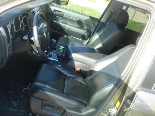 2011 Toyota Tundra 4x4 CrewMax SR5, image 2