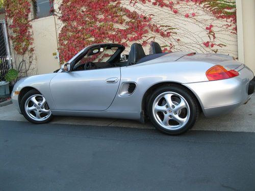 2000 porsche boxster roadster convertible 2-door 2.7l