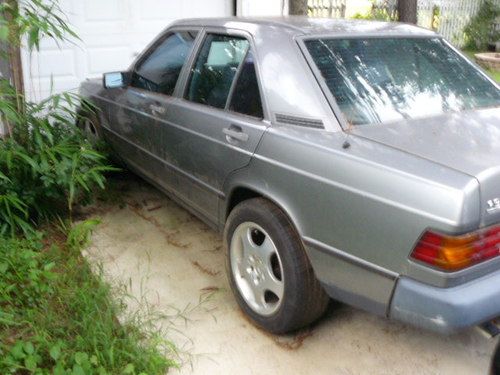 MERCEDES BENZ 2.5 TURBO DIESEL RARE CAR 190D NO RESERVE, image 12