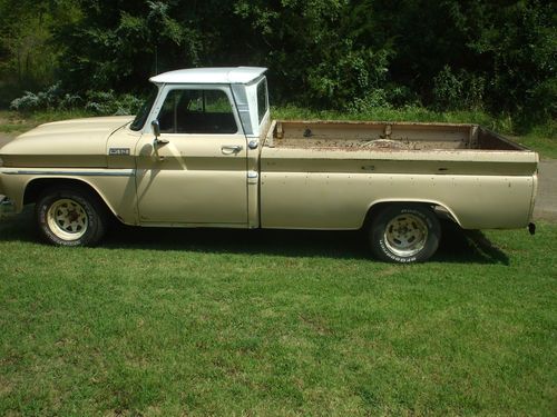 Authentic 1965 Chevrolet C10 Custom Cab 6cyl 4spd White over Tan, image 3