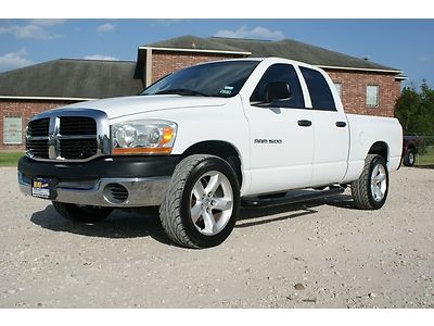 Ram 1500 quad cab 4.7 liter automatic cold ac 20 inch wheels st model