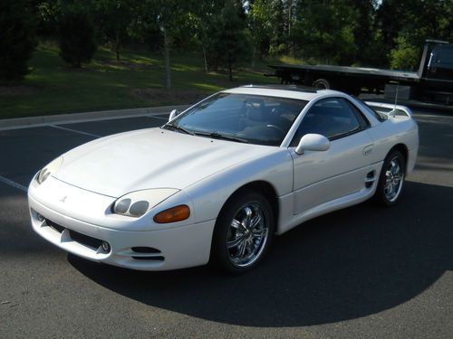 1995 mitsubishi 3000gt base coupe 2-door 3.0l needs engine / rod knocking