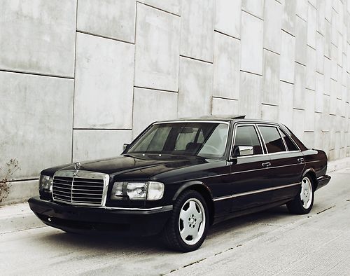 Custom mercedes benz w126 420sel black on black