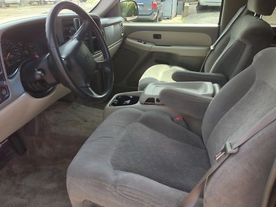2002 Chevorlet Suburban 4WD   ONE OWNER   THIRD ROW SEATS, US $5,900.00, image 9