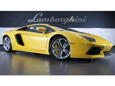 Premium sound+heated seats+rear cam+clear bonnet+navi+parking sensors+springs