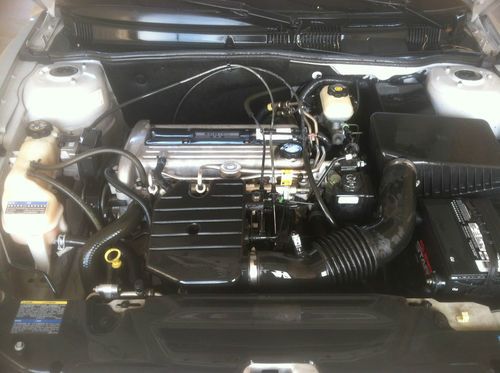 2005 pontiac grand am se sedan 4-door 2.2l