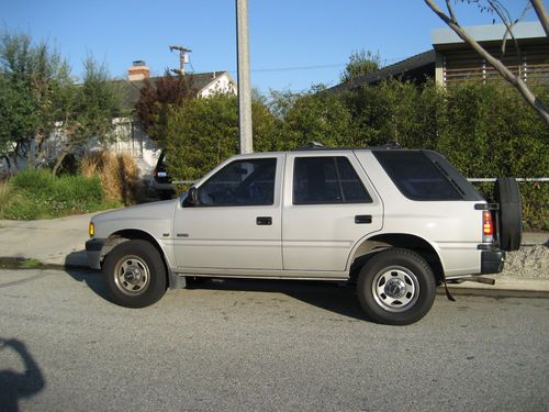 1997 isuzu rodeo s sport utility 4-door 3.2l