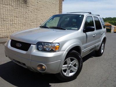 Ford escape hybrid 4wd heated leather navigation sunroof autocheck no reserve