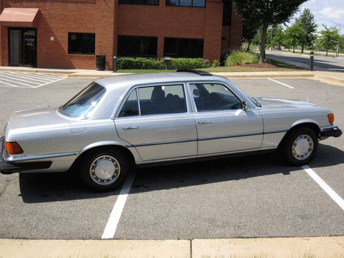Beautiful Silver 1976 Mercedes-Benz 450 SEL Low Mileage Executive Trim Low Rsrv, image 4
