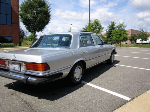 Beautiful Silver 1976 Mercedes-Benz 450 SEL Low Mileage Executive Trim Low Rsrv, image 5