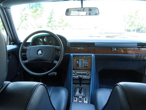 Beautiful Silver 1976 Mercedes-Benz 450 SEL Low Mileage Executive Trim Low Rsrv, image 12